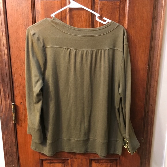 Green button down sweater 3/4 length - Picture 2 of 2